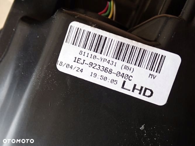 TOYOTA HILUX VIII 8 FULL LED 20- reflektor prawy lampa prawa 81110-YP431 - 5