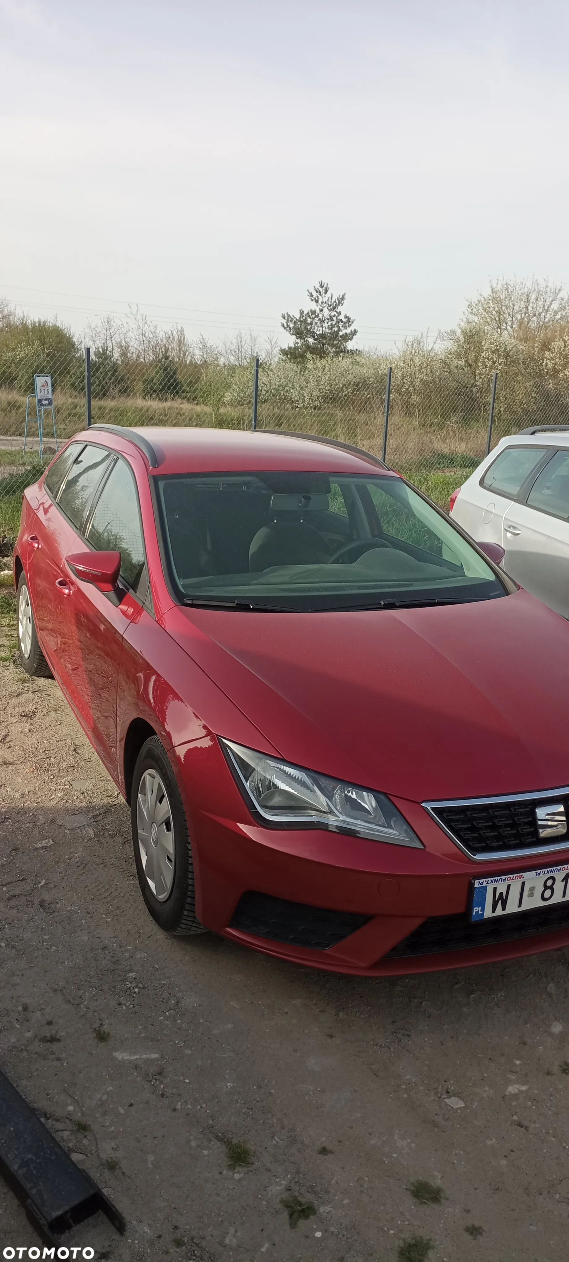 Seat Leon 1.6 TDI Entry - 4