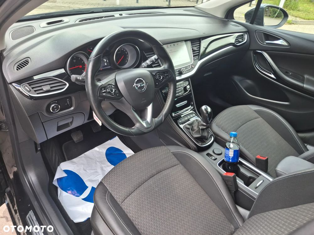 Opel Astra 1.6 Turbo Start/Stop Dynamic - 26