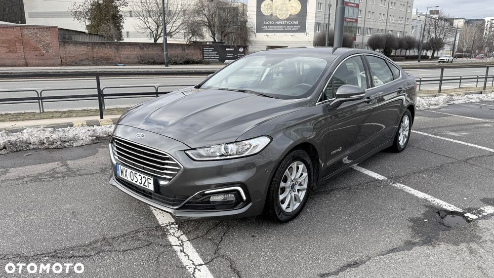 Ford Mondeo 2.0 Hybrid Titanium - 1