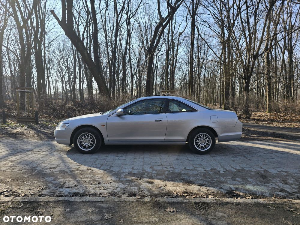 Honda Accord 2.0 ES - 40