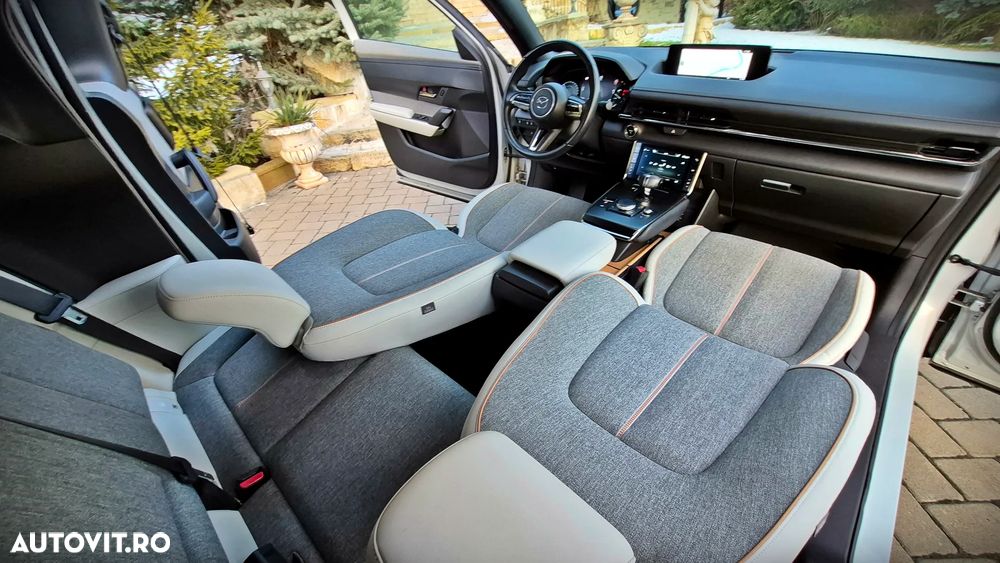 Mazda MX-3 ver-e--skyactiv-exclusive--line - 3