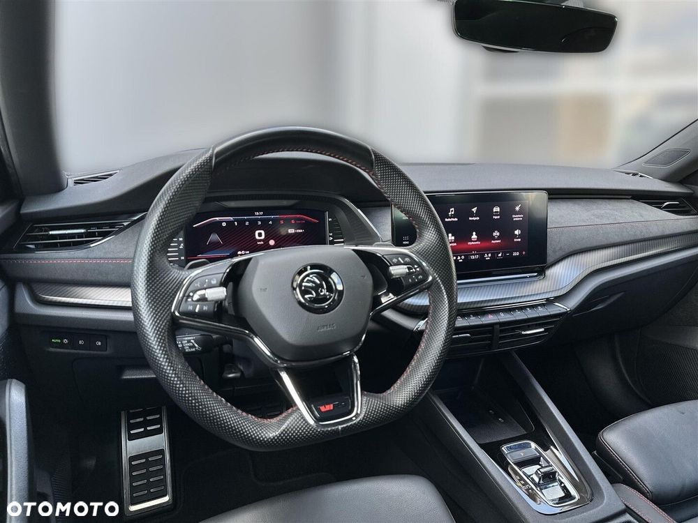 Skoda Octavia 2.0 TDI RS DSG - 14