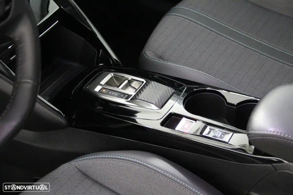 Peugeot e-2008 50 kWh Active - 4