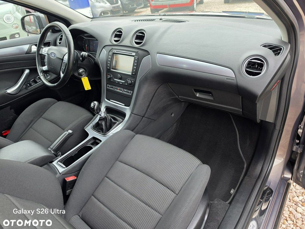 Ford Mondeo 1.6 T Titanium - 31