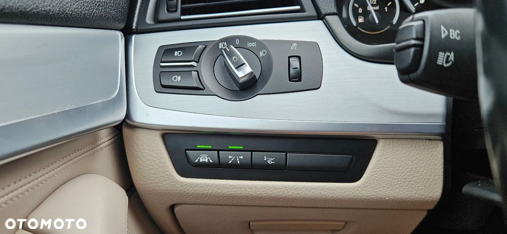BMW Seria 5 530d Touring Modern Line - 34