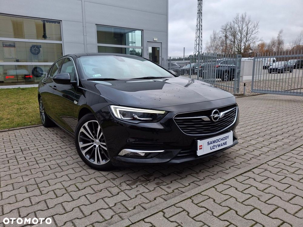 Opel Insignia 1.5 T Elite S&S - 9