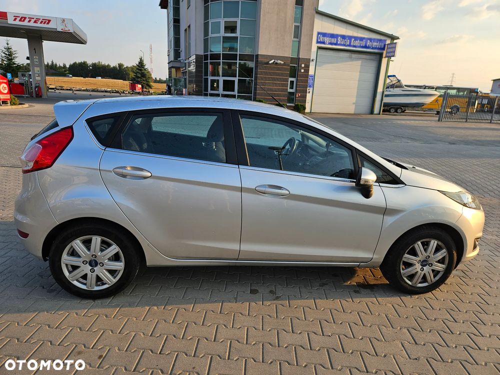 Ford Fiesta 1.25 Trend EU5 - 14