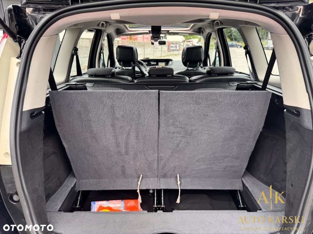 Renault Scenic - 31