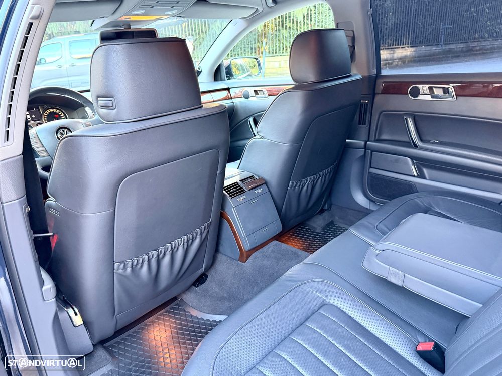 VW Phaeton 3.0 TDi V6 Tip.4Motion 5L - 23