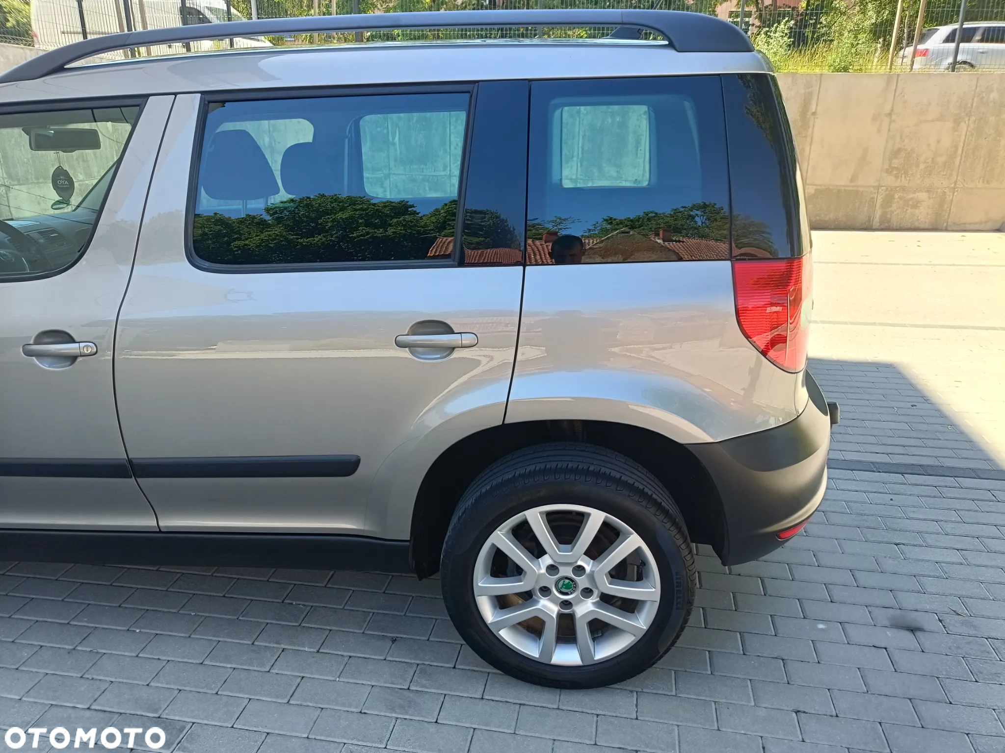 Skoda Yeti 2.0 TDI DPF 4x4 Ambition DSG - 10