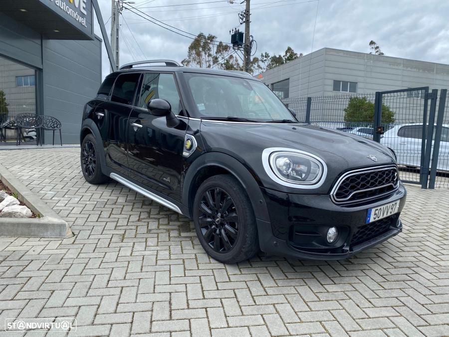 MINI Countryman Cooper SE ALL4 Auto - 2