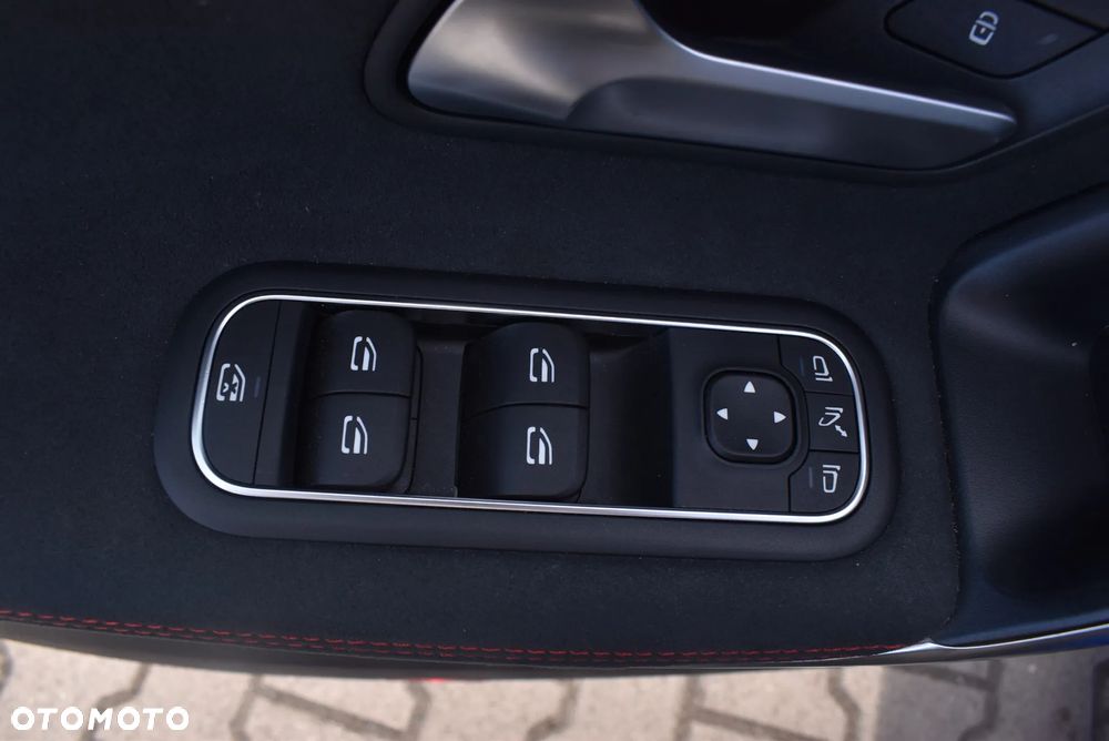 Mercedes-Benz CLA 200 mHEV 7G-DCT - 22