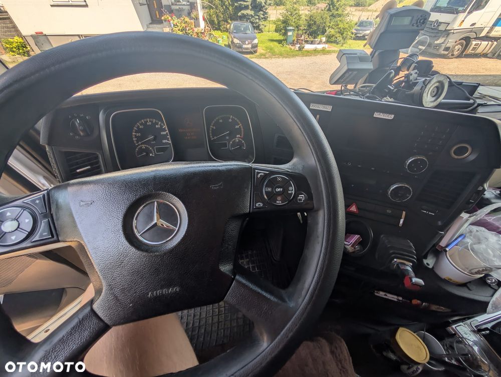 Mercedes-Benz Actros - 4