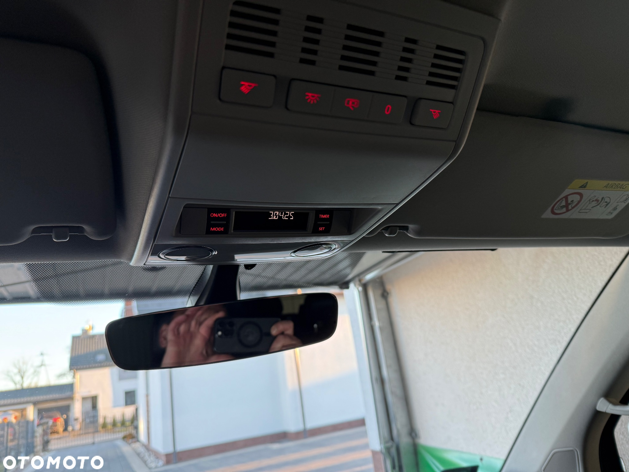 Volkswagen Caravelle 2.0 TDI L2 Highline DSG - 18