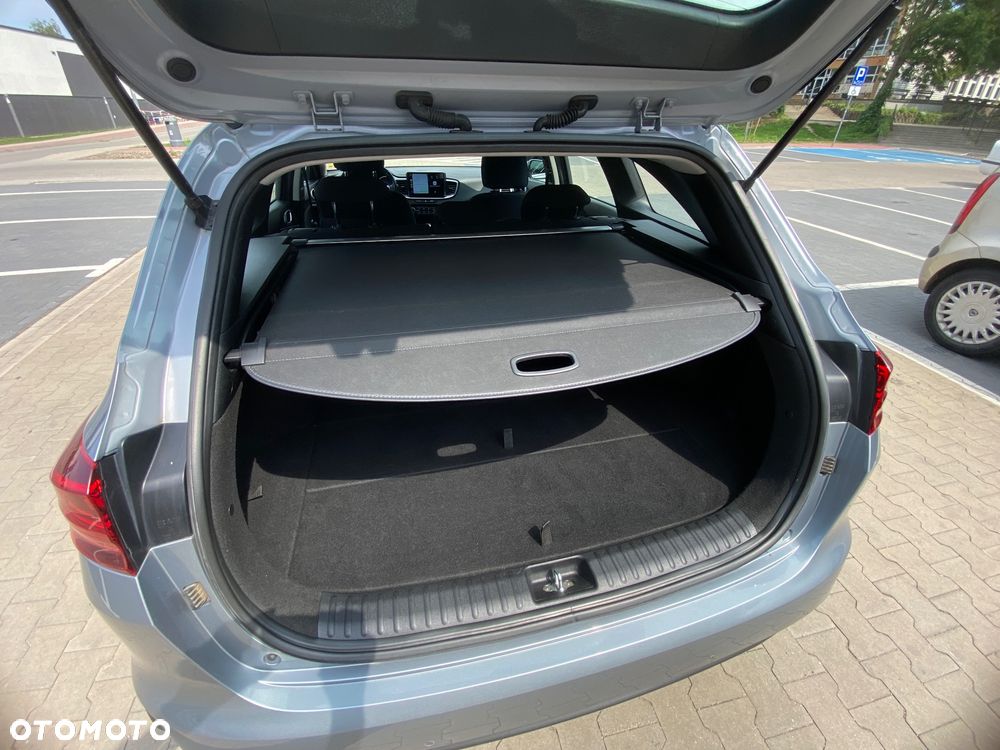 Kia Ceed 1.6 CRDi mHEV L - 27