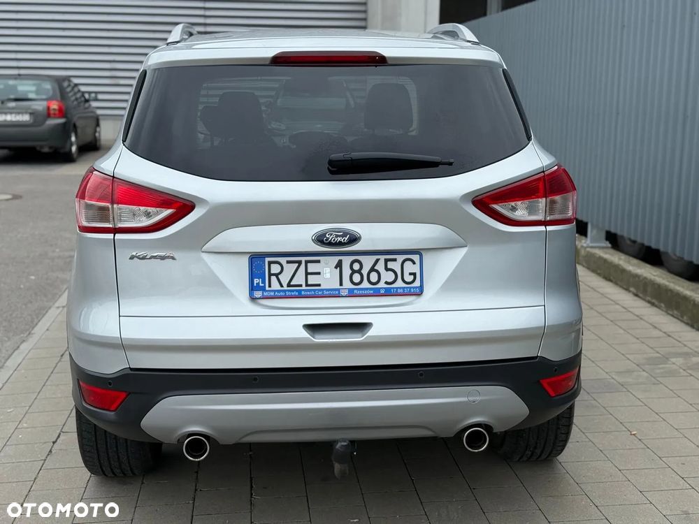 Ford Kuga 2.0 TDCi 2x4 SYNC - 14