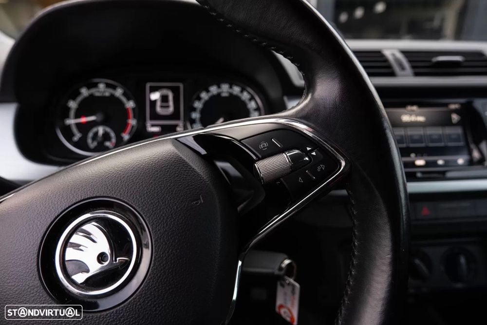 Skoda Fabia 1.0 TSI Essence - 21