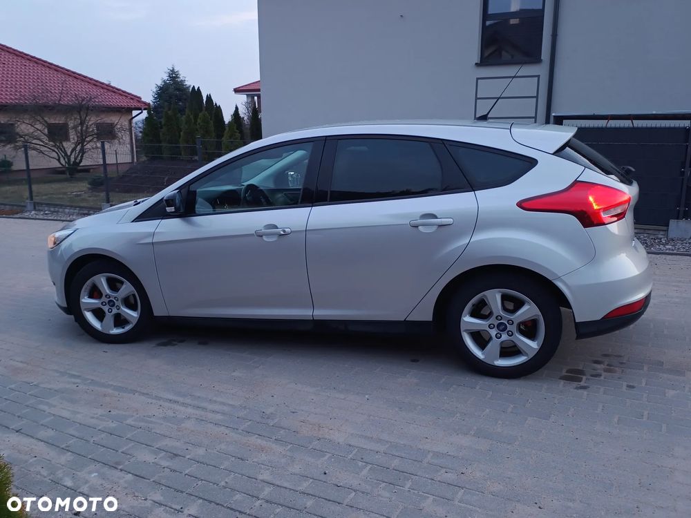 Ford Focus 1.0 EcoBoost 99g Trend - 8
