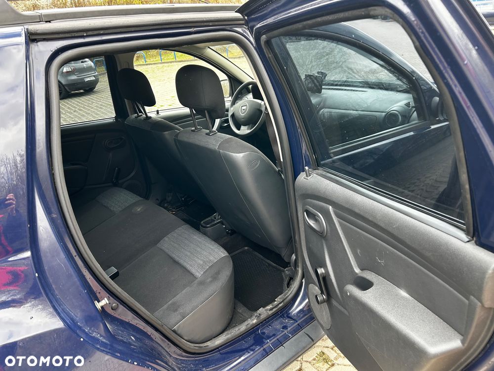 Dacia Duster 1.6 - 11