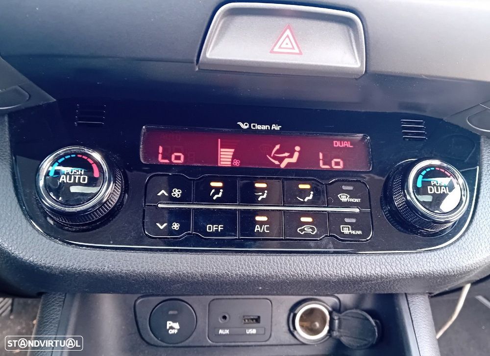 Botão / interruptor do AC KIA Sportage III (SL) - 5