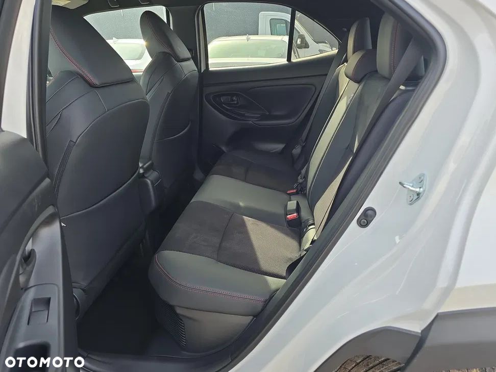 Toyota Yaris Cross Hybrid 1.5 GR Sport - 11