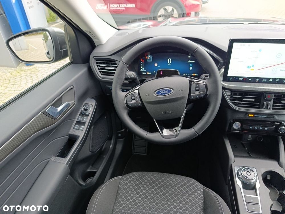 Ford Kuga - 17