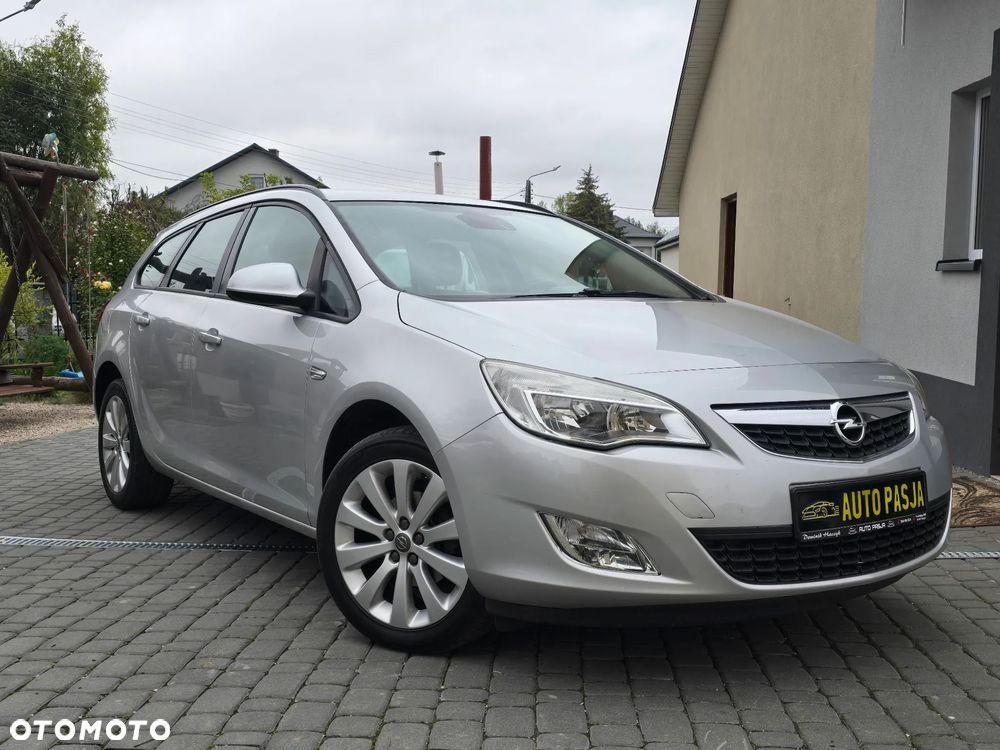 Opel Astra 1.4 Turbo Cosmo - 1