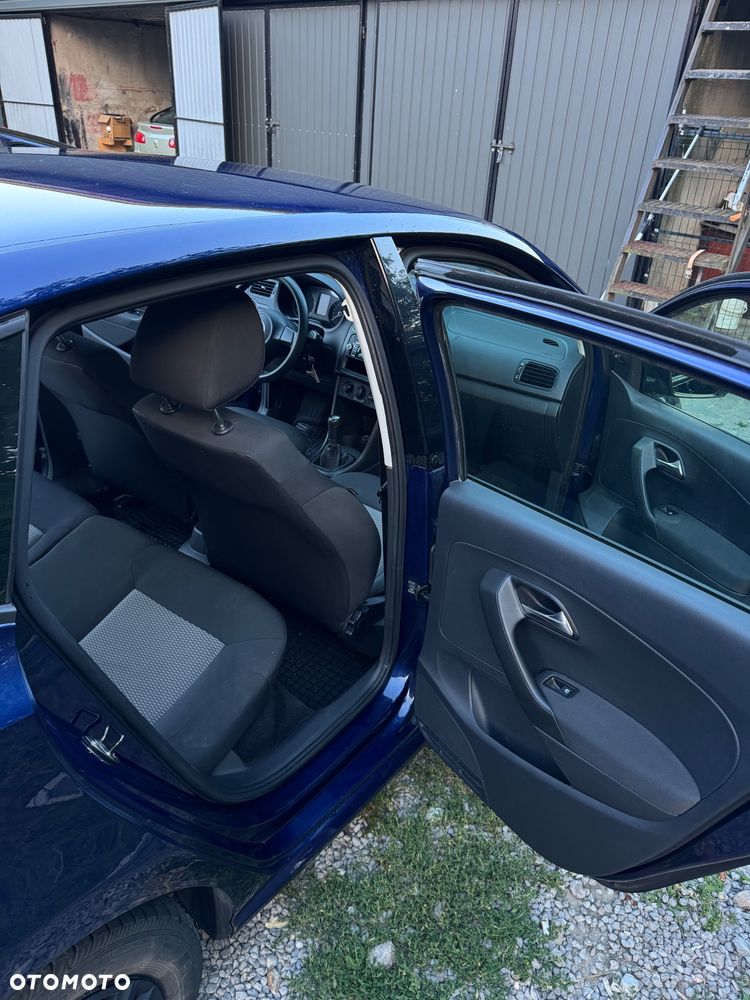 Volkswagen Polo - 14