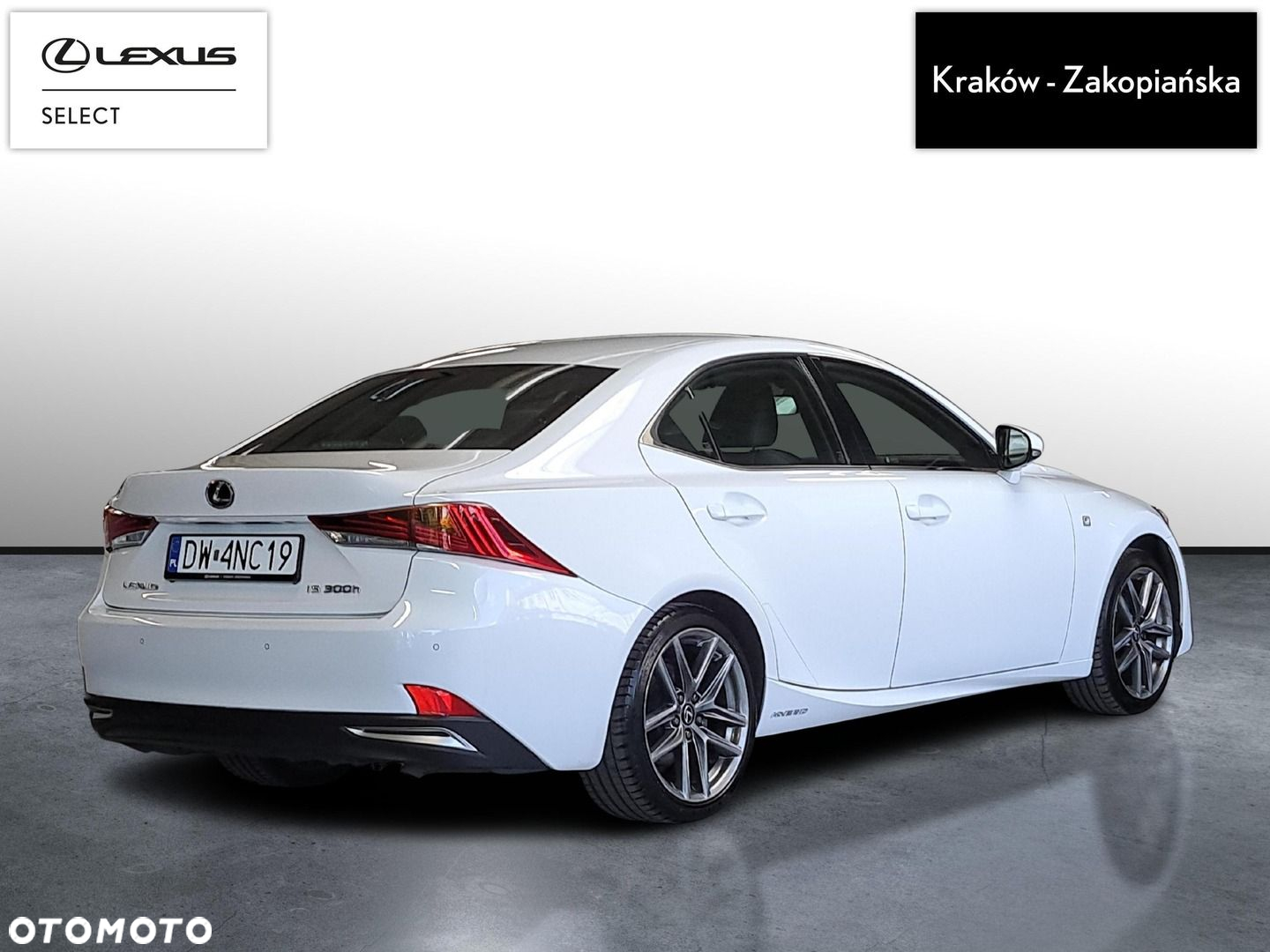 Lexus IS 300h F Sport Edition - 9