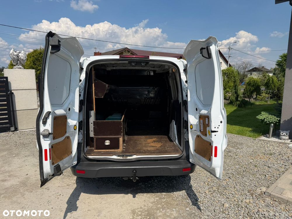 Ford Transit Connect - 26