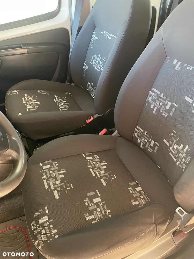 Fiat Fiorino Kombi Adventure - 7