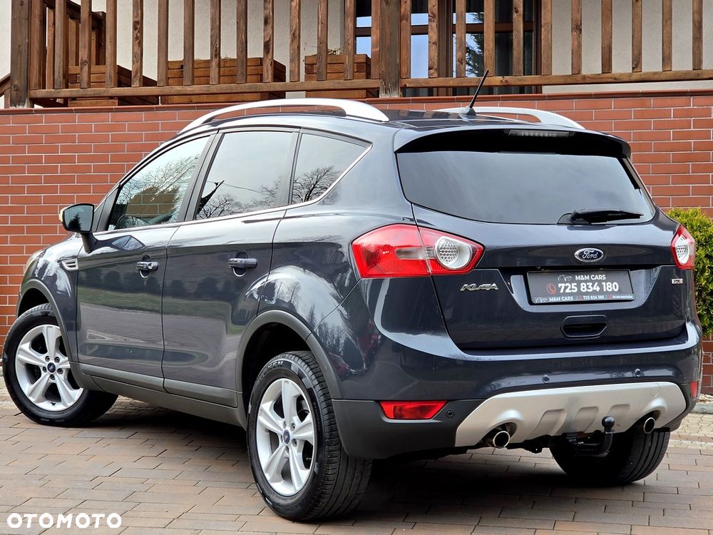 Ford Kuga 2.0 TDCi 2x4 Titanium - 15