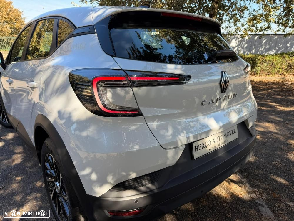 Renault Captur 1.0 TCe Techno Bi-Fuel - 24