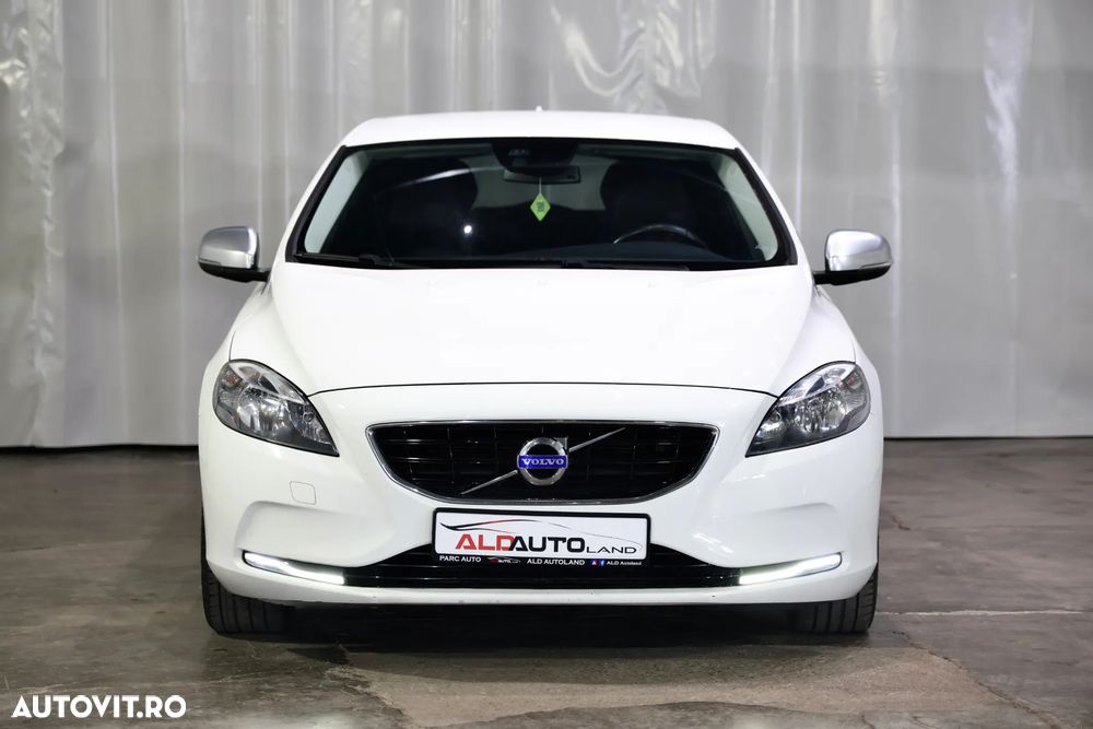Volvo V40 D2 94g Summum - 33