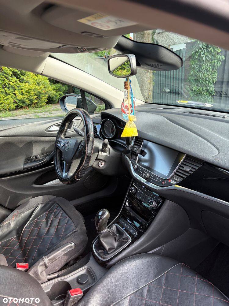 Opel Astra - 16