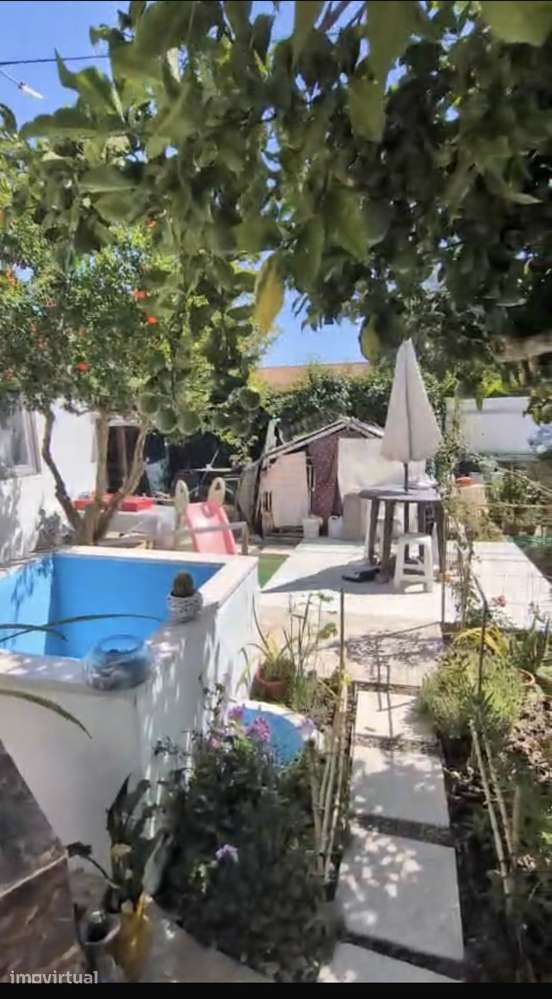 Moradia T2 isolada com jardim e terraço, Aceitam se animais - Grande imagem: 2/10