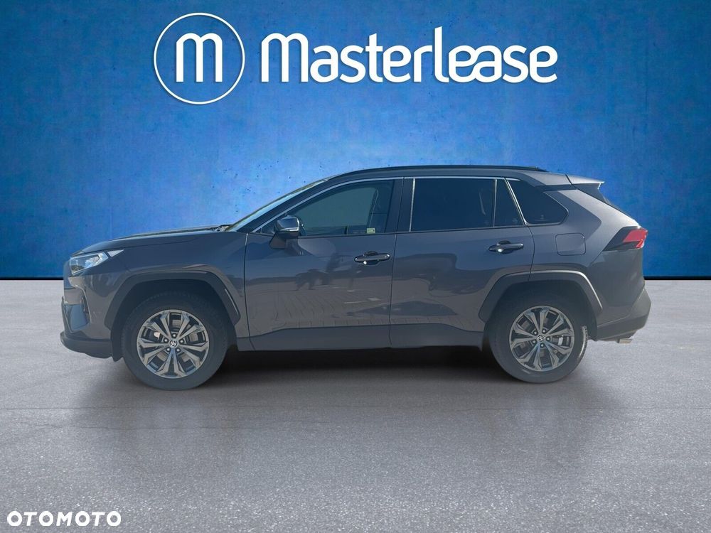 Toyota RAV4 - 8
