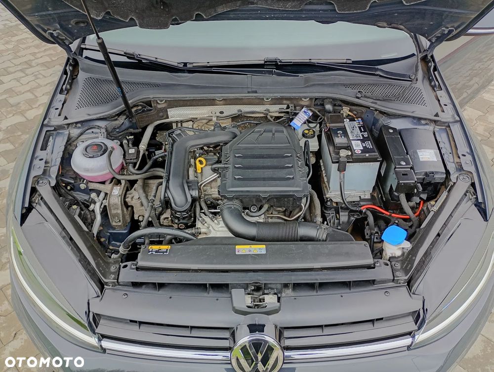 Volkswagen Golf 1.0 TSI Trendline - 19