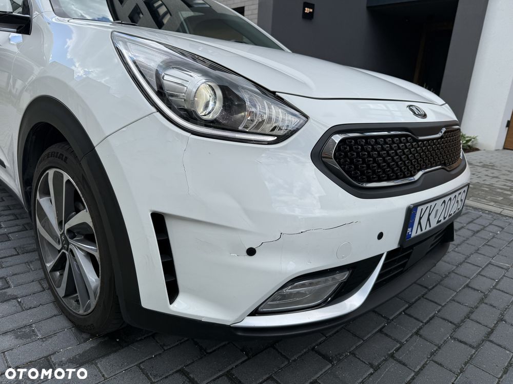 Kia Niro 1.6 GDI Hybrid L - 12