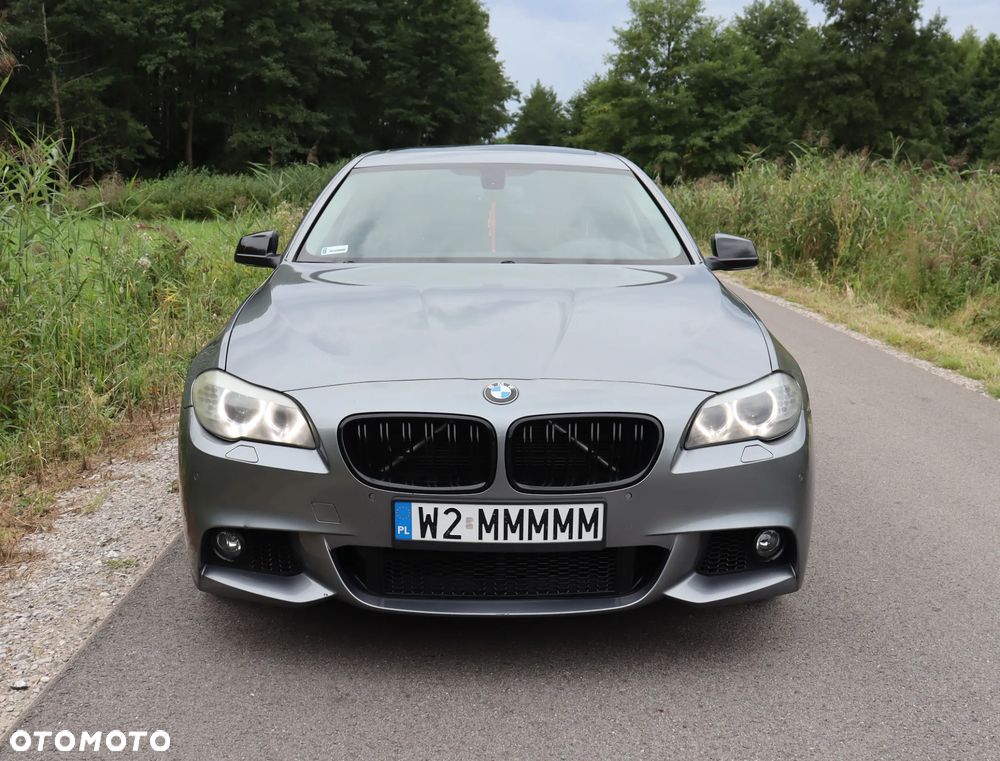 BMW Seria 5 528i - 4