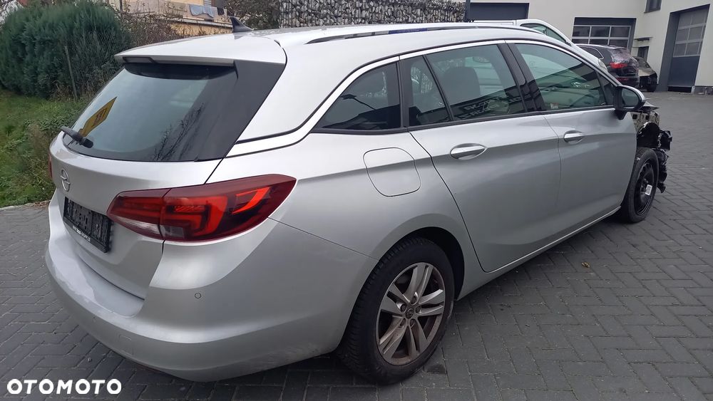 Opel Astra 1.6 D (CDTI) Automatik Business - 3