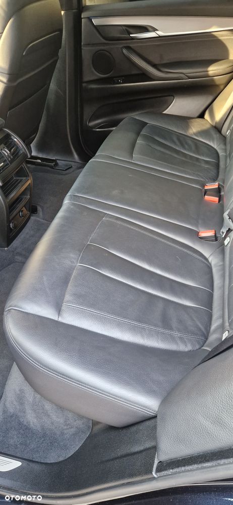 BMW X5 xDrive40d Sport-Aut - 7