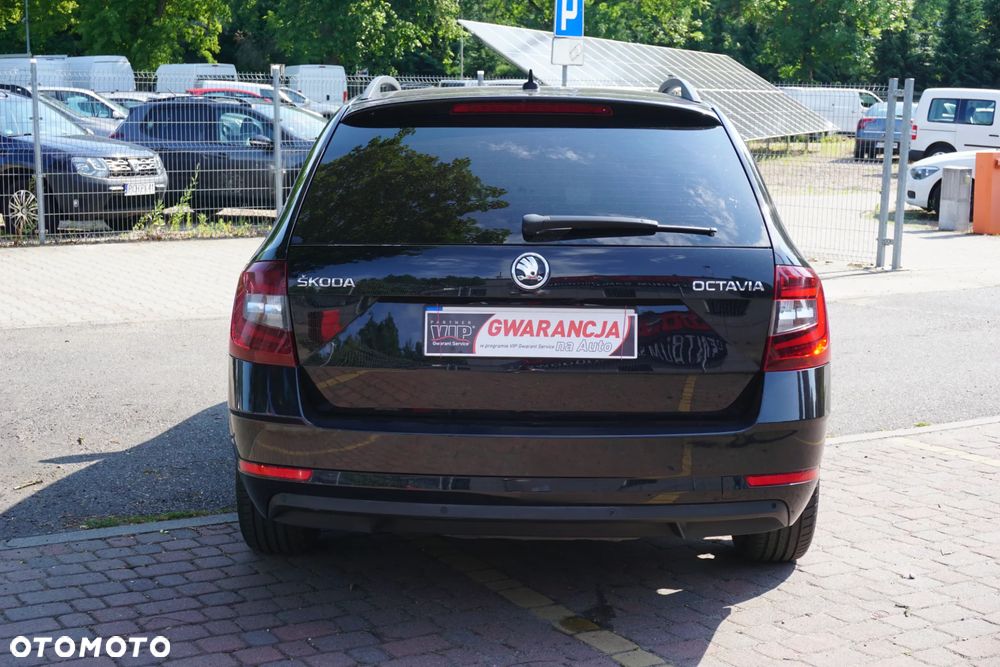 Skoda Octavia 1.6 TDI Ambition DSG - 4