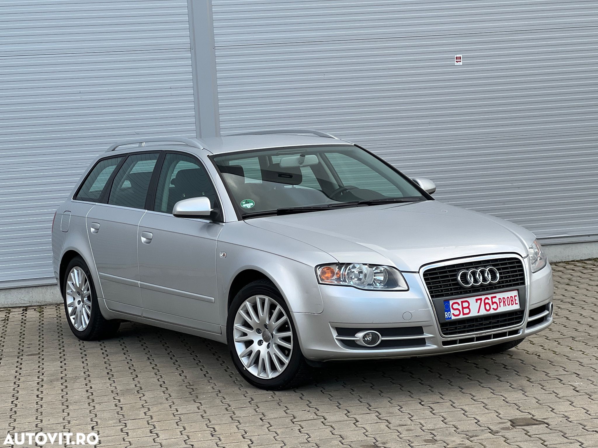 Audi A4 Avant 2.0 TDI - 1