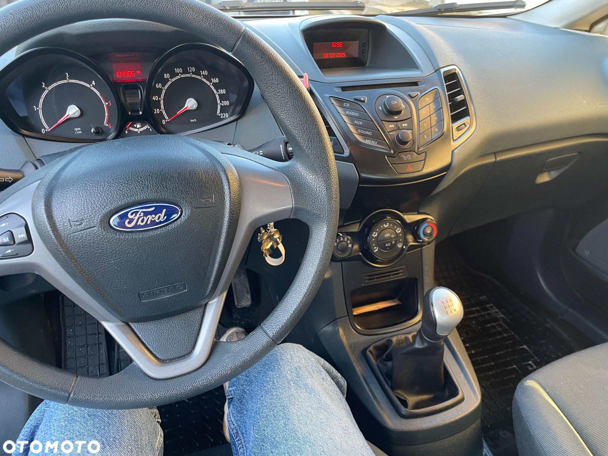 Ford Fiesta 1.4 TDCi Ambiente - 6