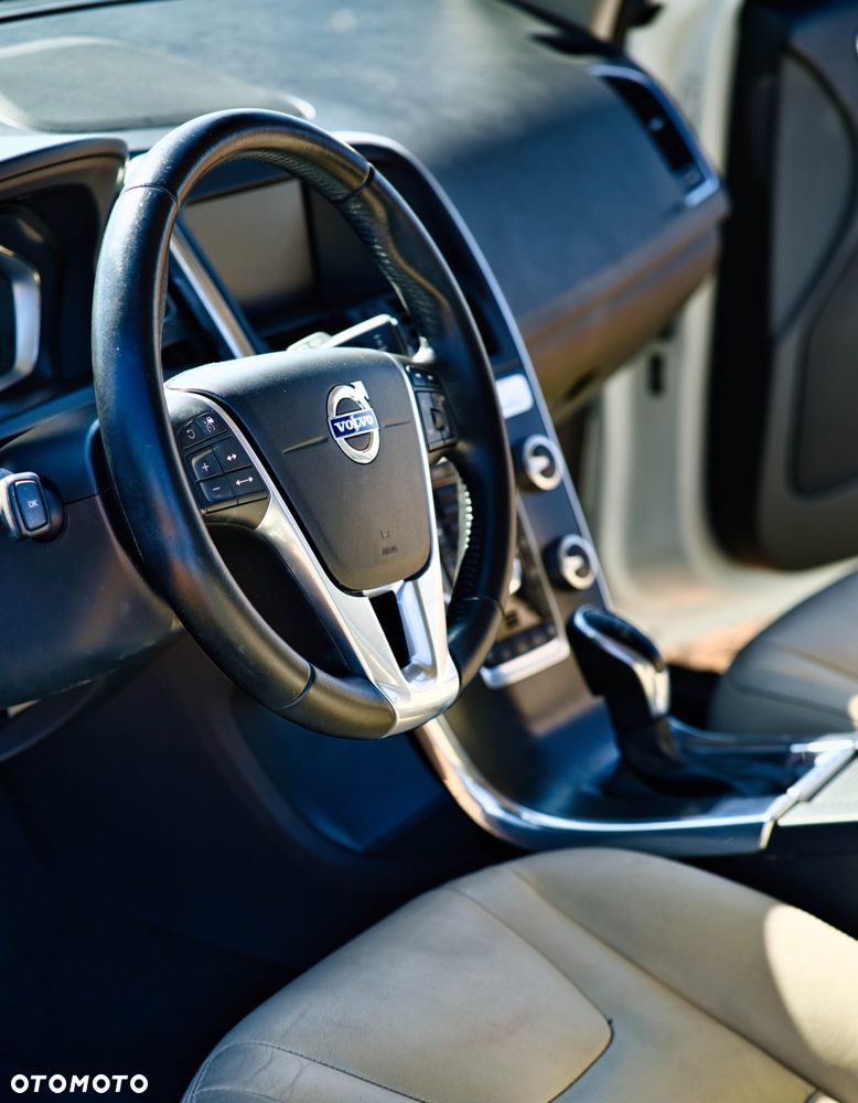Volvo XC 60 - 19