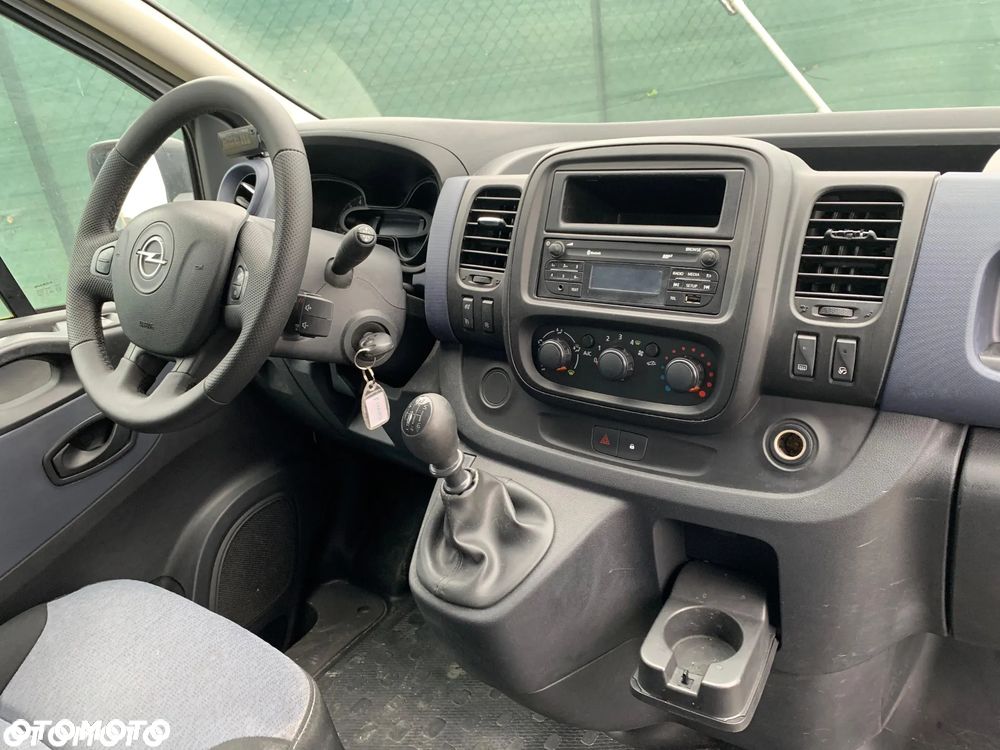 Opel VIVARO - 25