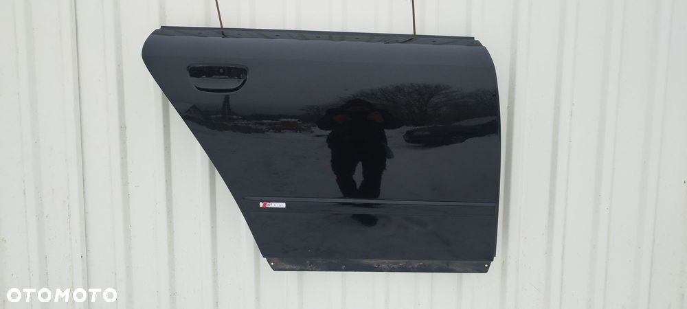 Drzwi Prawe Tył LY9B Audi A4 B6 S-LINE Części Blask Gołdap