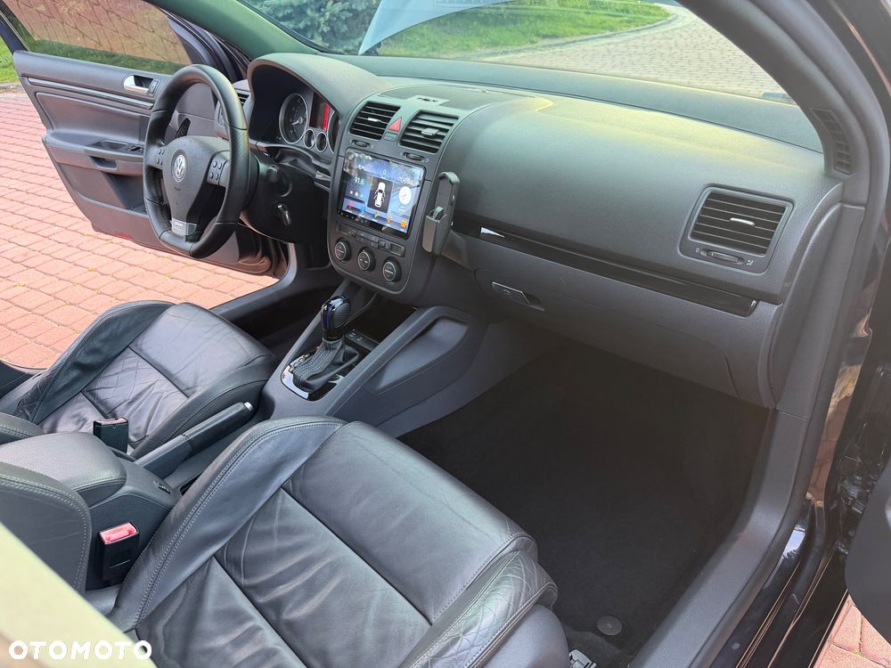 Volkswagen Golf - 40